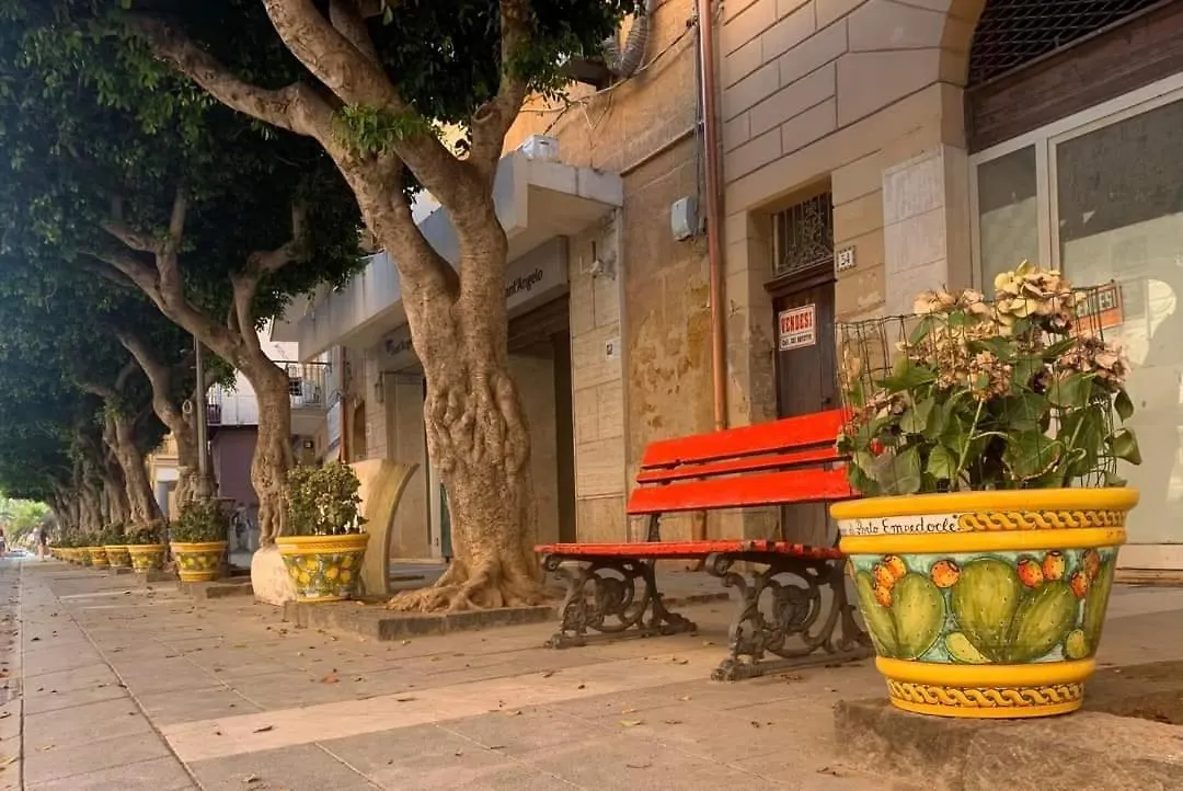 Casa Vacanze A Due Passi Dal Mare Porto Empedocle Italia